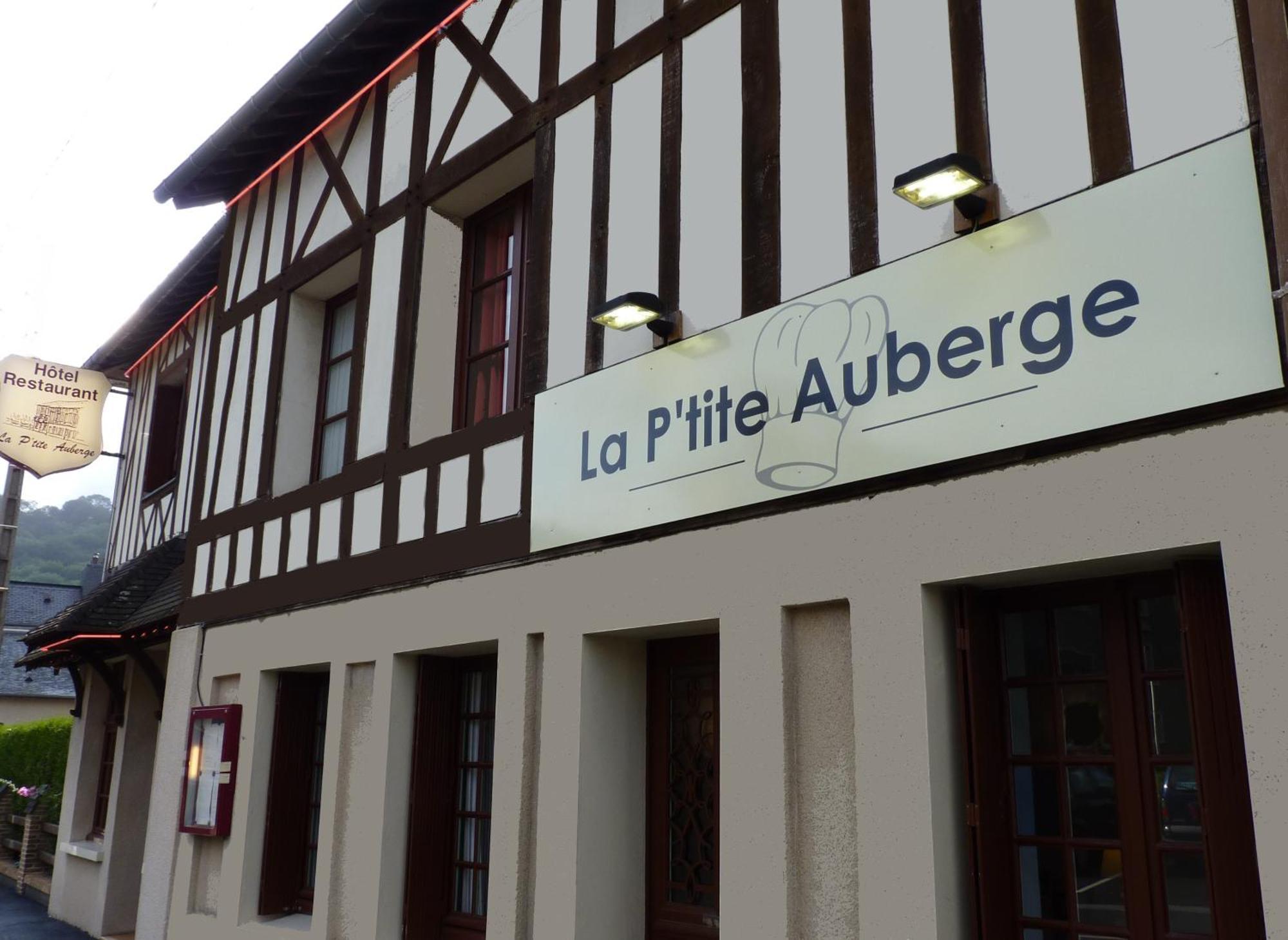 Hotel-Restaurant La P'Tite Auberge Lillebonne エクステリア 写真